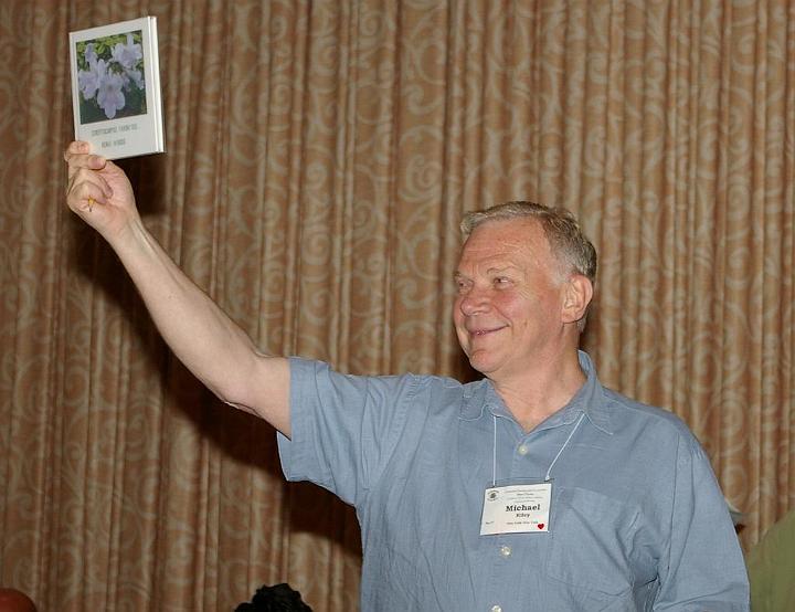 Michael Riley (auction display)RM